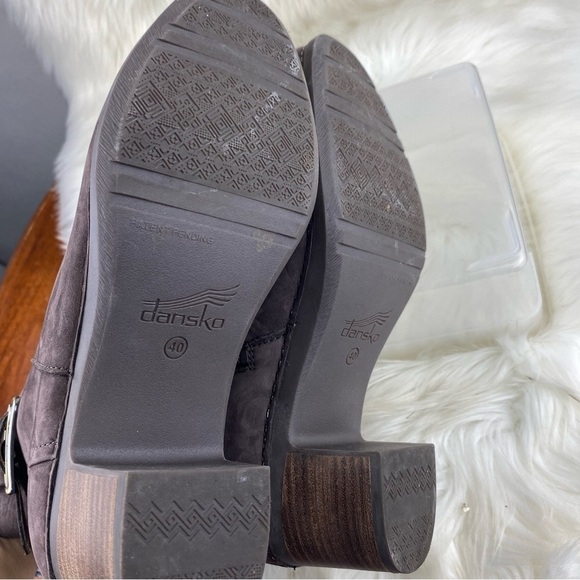 DANSKO HARLTLEY CHOCOLATE NUBUK BOOTS SIZE 40- 10US WOMAN - Picture 9 of 12